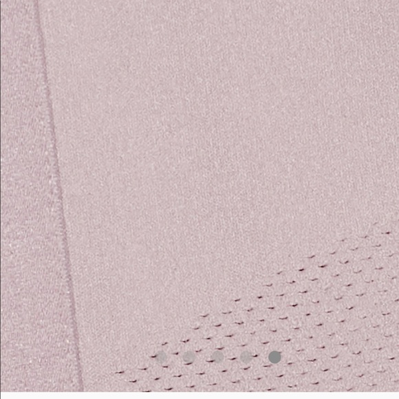 Lululemon A little bit closer bralette NWT SMALL - Picture 5 of 7